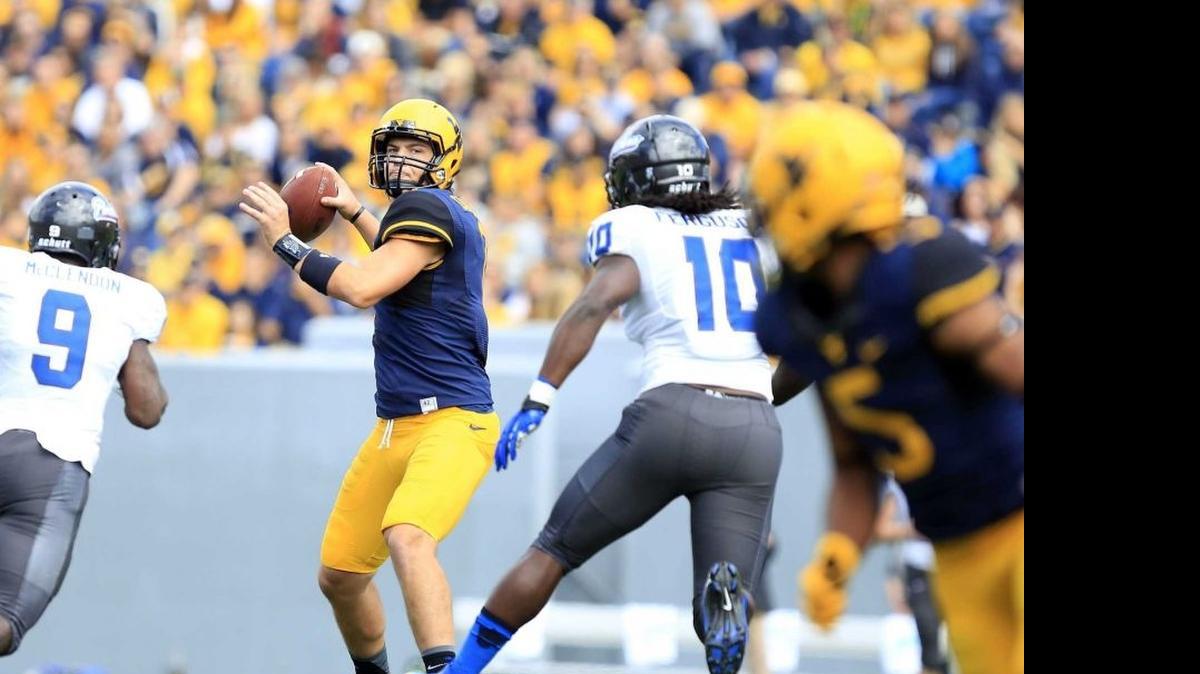 
Former West Virginia quarterback Ford Childress transfers to Fresno State after spending last season at Trinity Valley Community College in Athens, Texas. He will compete for the starting job when fall camp opens Aug. 3.
