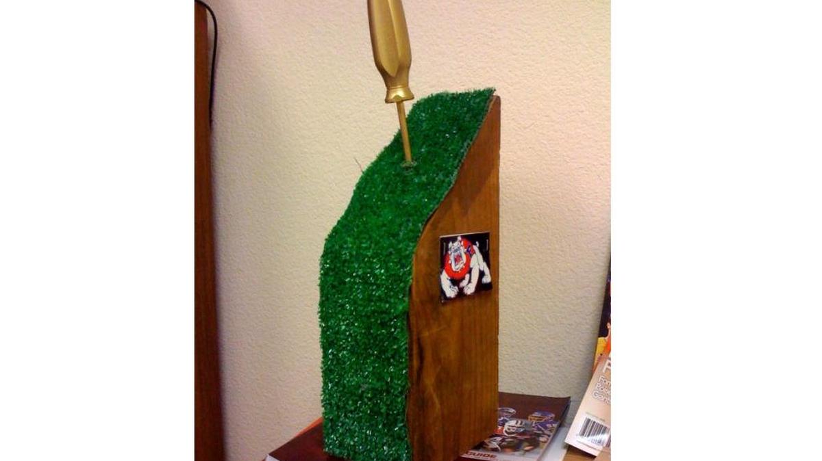 Will the Golden Screwdriver become the official trophy of the Fresno State-Hawaii football series?