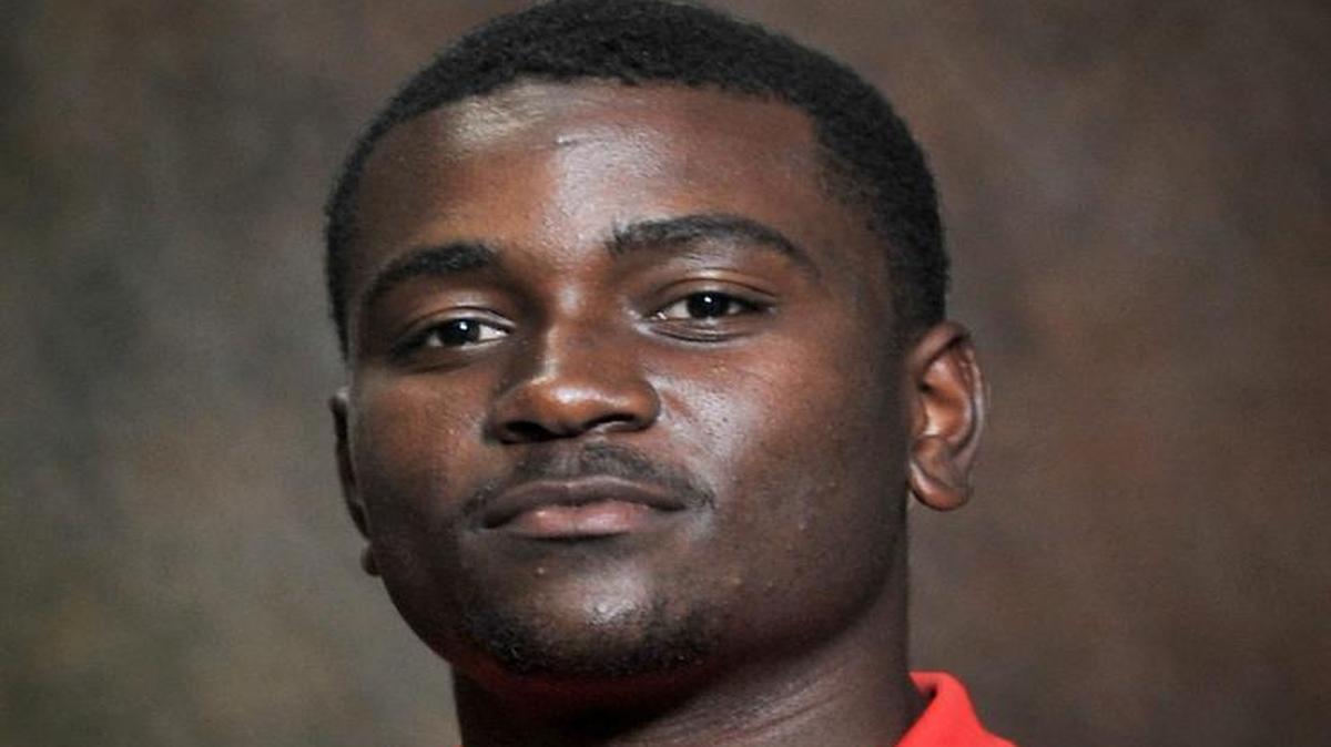 
Outside receiver Darrell Feury played in one game in 2014 but did not record a catch. He’ll make his first career start in Fresno State’s season opener on Thursday, Sept. 3, 2015, against Abilene Christian at Bulldog Stadium.
