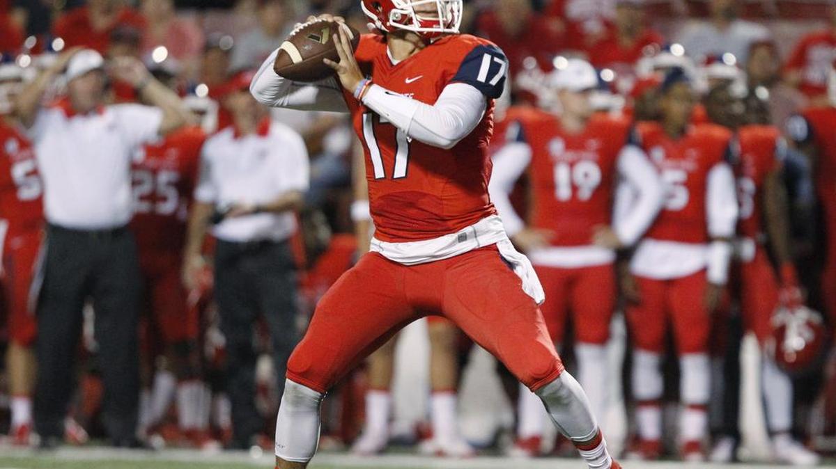 Though he entered the program rated one of the top quarterback prospects in the nation, quarterback Zack Greenlee struggled throughout his Fresno State career and completed just 46.7 percent of his passes. His arrest for drunkenness in the middle of the 2015 season landed Greenlee in the Bulldogs coaching staff’s doghouse that he never seemed to emerge out of. Greenlee will transfer to UTEP next season.