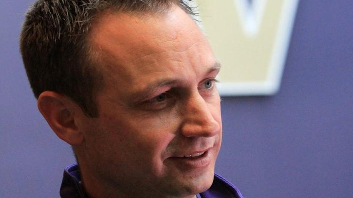Fresno State is bringing in Alabama football assistant Eric Kiesau as offensive coordinator, according to sources. Kiesau, 43, previously was the offensive coordinator at Washington in 2013 and at Kansas for the final four games of the 2014 season.