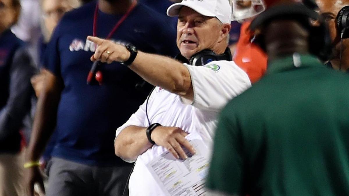 Fresno State coach Jeff Tedford has the Bulldogs 5-2 overall and 4-0 in the Mountain West Conference in his first season at his alma mater. The Bulldogs can strengthen their hold on first place in the West Division and a spot in the conference championship game if they can beat UNLV on Saturday, Oct. 28, 2017.