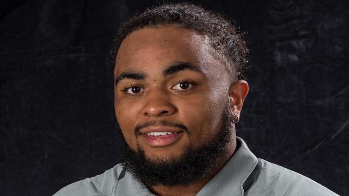 Freshman Jaleel Carter has shifted from defensive nose guard to offensive guard.