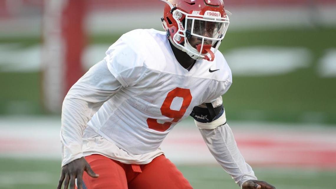 Fresno State linebacker Jeffrey Allison and the Bulldogs’ defense is preparing for a mental as well as a physical test Saturday at No. 6 Washington. The Huskies’ offense employs a number of pre-snap shifts and motions designed to throw a defense off balance.