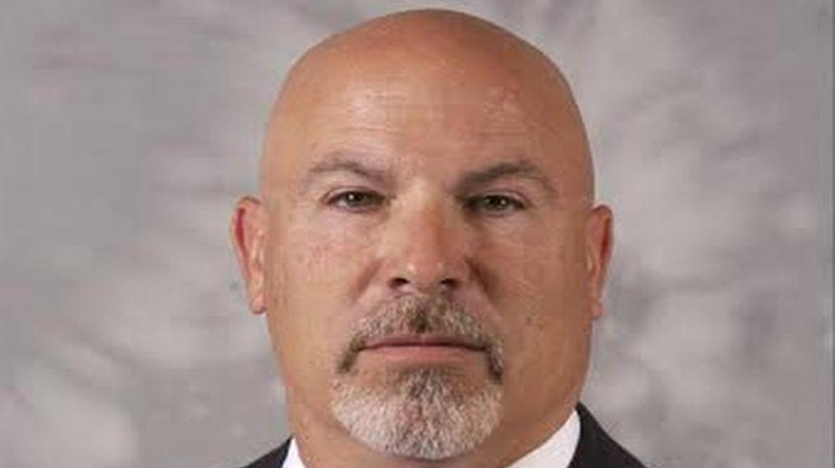 Mark Weber will coach the offensive line at Fresno State in 2016.