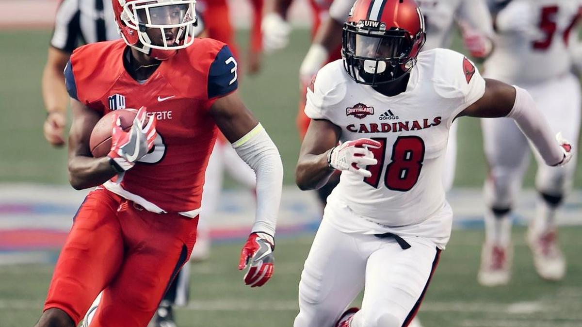 Fresno State wide out Keesean Johnson is chased by Incarnate Word’s Cam Knight, right, after a reception in the Bulldogs’ season-opener Saturday, Sept. 2, 2017 in Fresno. Johnson caught seven passes for 120 yards in the Bulldogs’ 66-0 victory and is leading the Mountain West Conference in receiving yards per game.