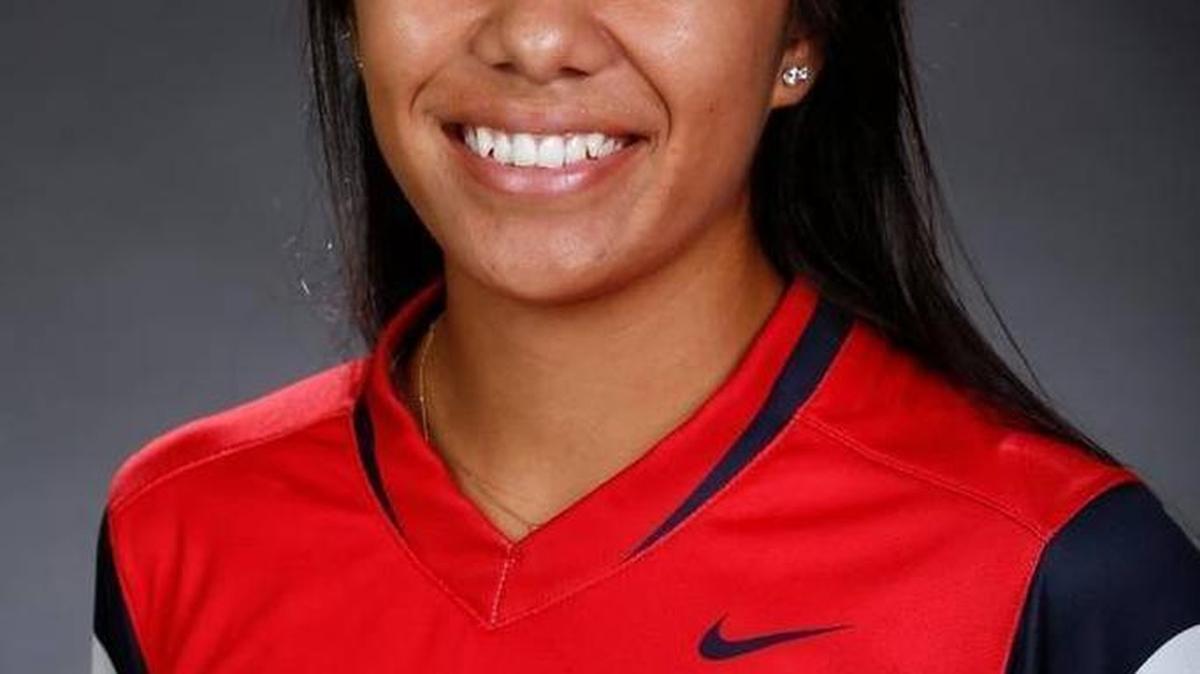 Vanessa Hernandez hit a grand slam in the second inning as Fresno State defeated Boise State 9-0 in five innings to kick off a three-game Mountain West series.