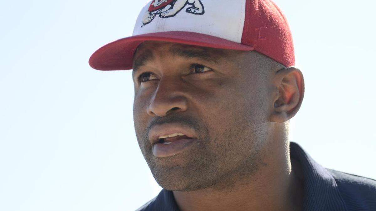 Lorenzo Neal, a former Fresno State and NFL player, was arrested early Friday on DUI charges in Idaho, according to police in that state.