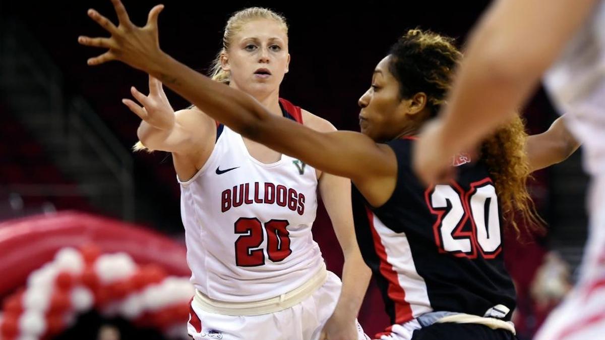 Fresno State’s Emilie Volk, left, is one of three team captains alongside Kendra Martin and Tory Jacobs and hopes to lead the Bulldogs into a positive road trip at the Loyola Marymount Thanksgiving Classic in Los Angeles this weekend. The Bulldogs will play twice in two days, facing Belmont at noon Friday and UC Irvine at 1 p.m. Saturday.
