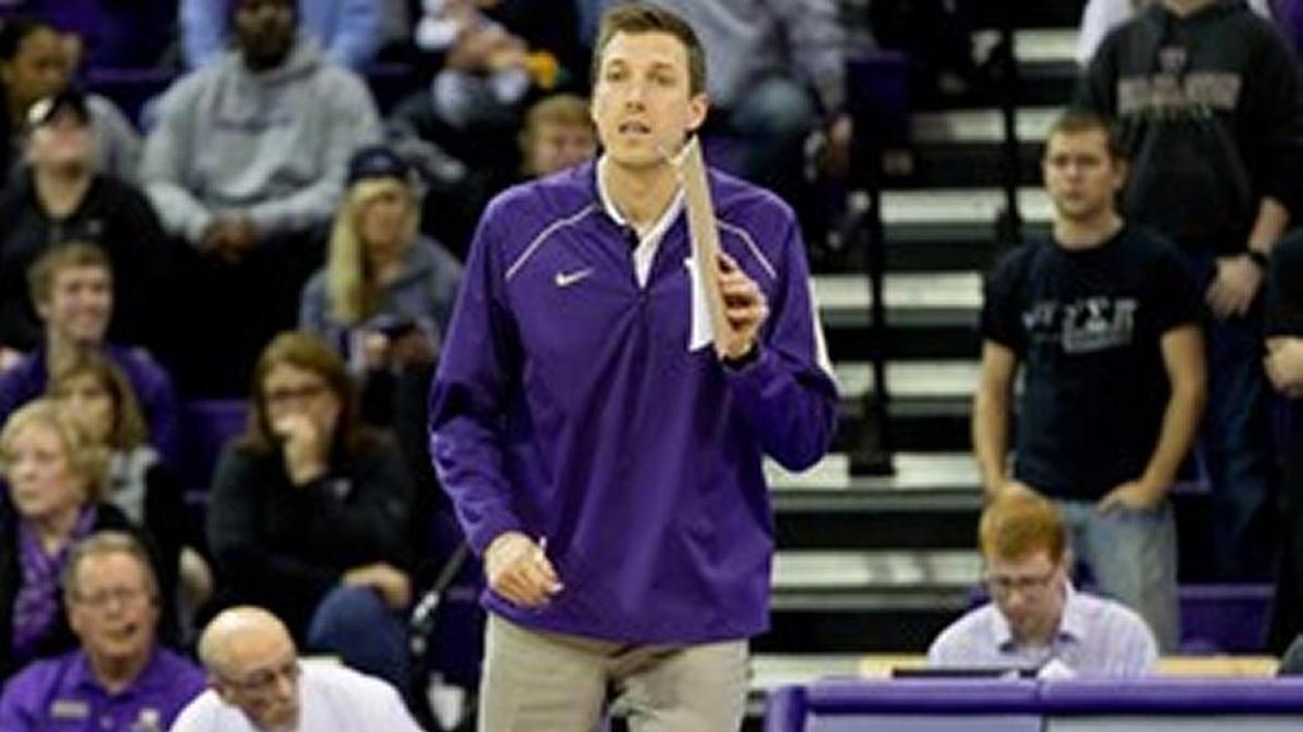 Jonathan Winder is the new Fresno State women’s volleyball coach. He spent the past three seasons at University of Washington.