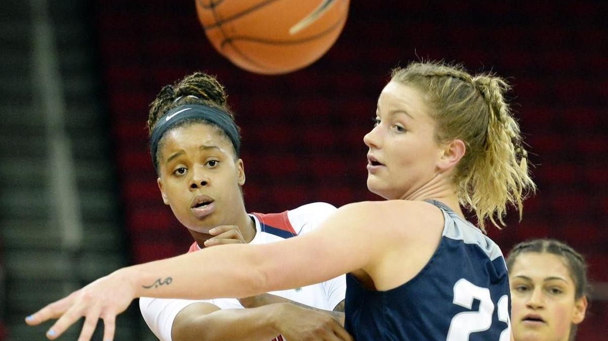 Fresno State’s Tory Jacobs, left, will not be available for the Bulldogs’ conference game at New Mexico on Saturday. The redshirt sophomore was dealt a one-game suspension from the Mountain West after she received a flagrant 2 technical foul Wednesday at San Jose State.