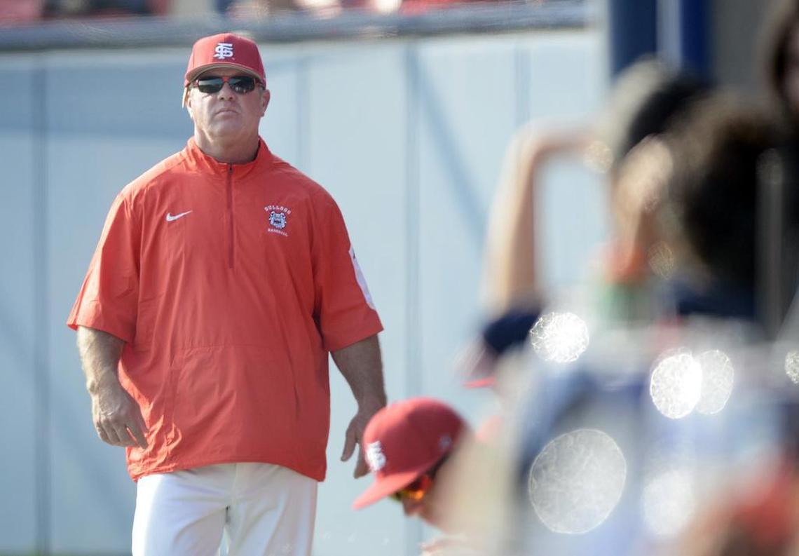 Fresno State baseball coach Mike Batesole has received a two-year contract extension with an option for a third that can be obtained if the Bulldogs win the regular-season Mountain West Conference championship or advance to the NCAA Tournament.