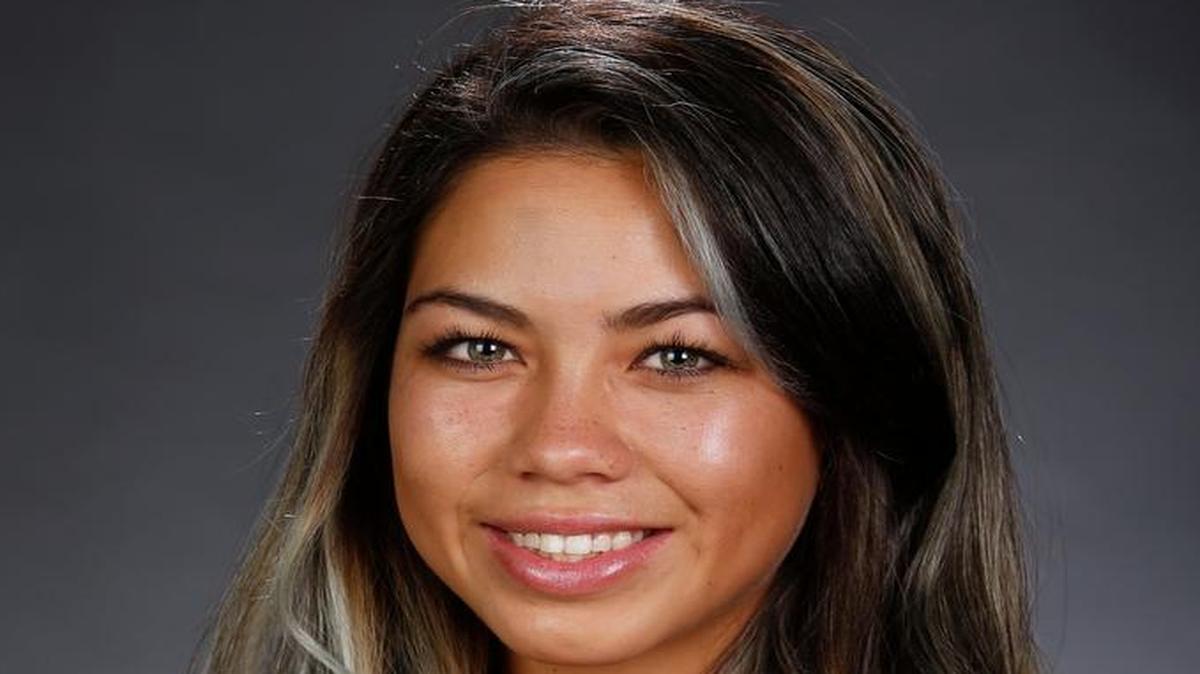 Sophomore right-hander Kamalani Dung’s two-hit shutout of Montana kept Fresno State alive at the NCAA Tournament’s Seattle Regional, but the Bulldogs were eliminated with their second loss of the weekend to No. 20 Michigan.