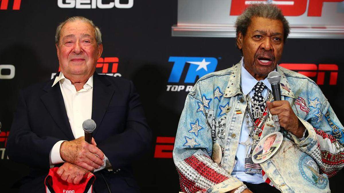 Bob Arum, left, and Don King take part in a news conference Thursday, March 15, 2018 in New York in advance of the Jose Ramirez vs. Amir Imam fight on Saturday night.
