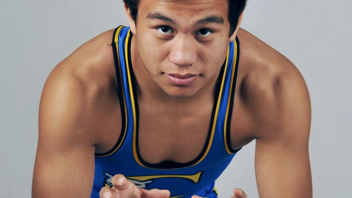 Justin Mejia of Clovis High – The Bee’s Wrestler of the Year in 2015 as a sophomore – has moved up to 126 pounds as a junior and captured a second tournament title at the weight at last weekend’s Clovis West Shootout.