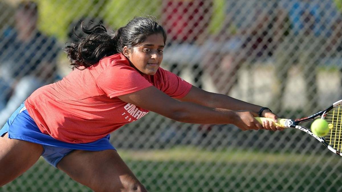 Buchanan’s Sravya Gudipudi survived a tough match in the top-seeded Bears’ 6-0 win over No. 5 Clovis North on Wednesday, when the No. 2 seed for the section individual tournament beat No. 4 seed Elizabeth Schulz 6-4, 7-5.
