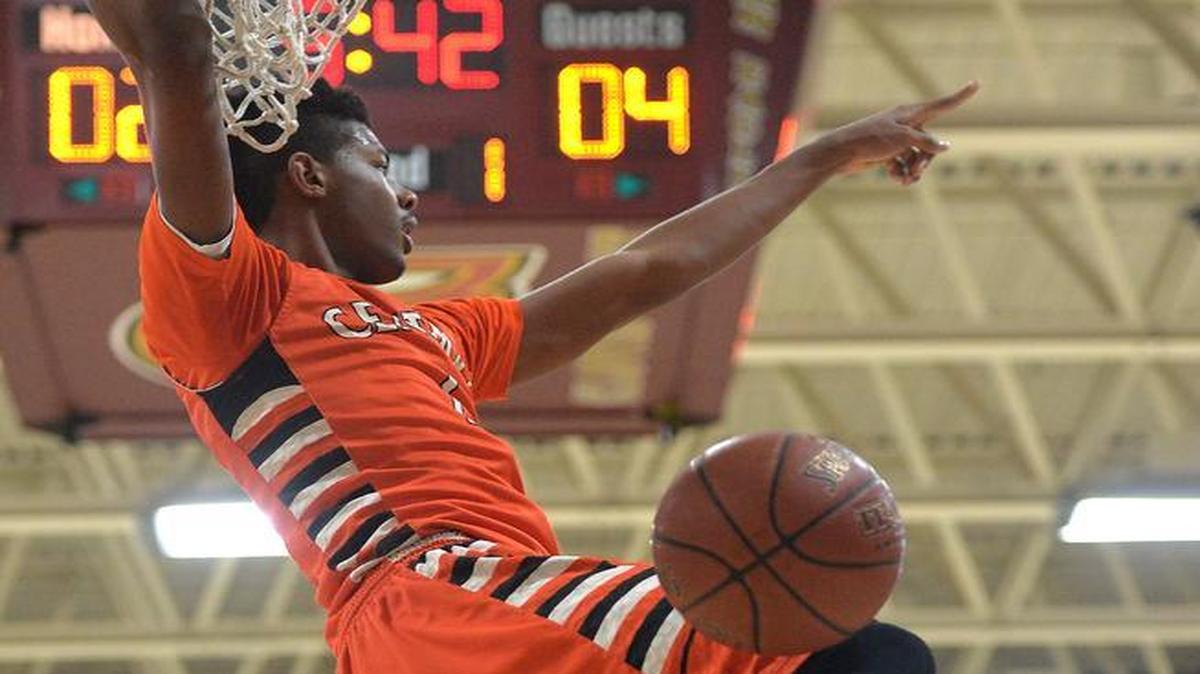 Chris Seeley, scoring two points in 49-44 win over Clovis West on Jan. 19, 2016, is pointing Central toward a Tri-River Athletic Conference title, and maybe more.