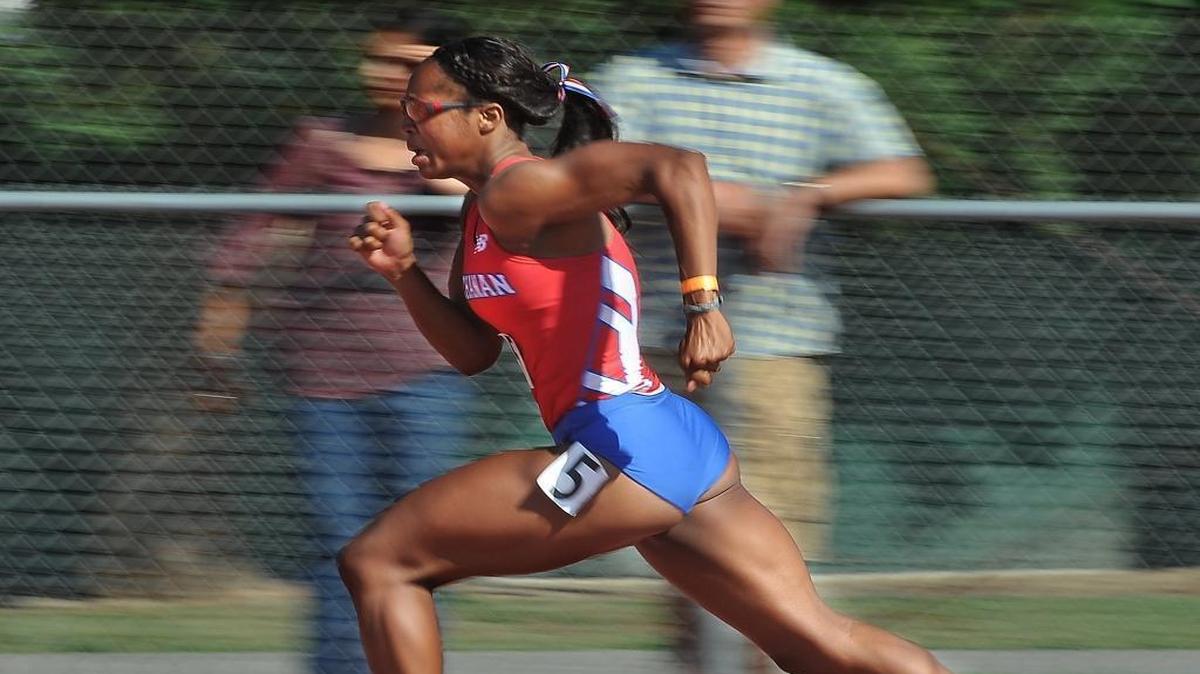 Buchanan High’s Hanna Waller gets a fast start out of the blocks in the 400 during the Central Section North Area meet Wednesday, May 11, 2016, at Clovis East. The state’s defending champion in the event won in a meet-record 54.11 seconds.