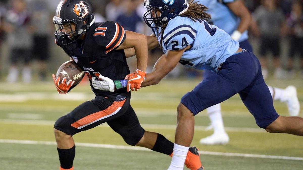 Jacob Torrez and the rest of the Central High Grizzlies will try to improve to 5-1 overall and maintain their spot atop The Bee’s Top 10 coaches’ poll when they visit Buchanan at 7 p.m. Thursday, Oct. 5, 2017, in the Tri-River Athletic Conference opener for both teams.