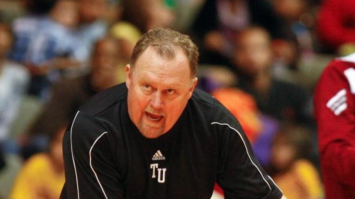 Tulare Union coach Mark Hatton argues a call in their Central Section Division II boys basketball championship game against Clovis North at Selland Arena Friday, March 4, 2011. Hatton picked up coaching win No. 500 in the Tribe’s 68-37 victory over Delano in an East Yosemite League game on Tuesday, Jan. 16, 2018.