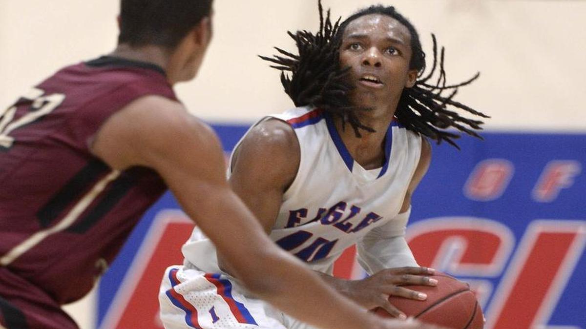 Immanuel’s Colin Slater, shown in a Southern California Regional Division IV quarterfinal against Oaks Christian-Westlake Village on March 15, 2015, has the Eagles No. 2 behind Ridgeview in The Bee’s overall rankings.