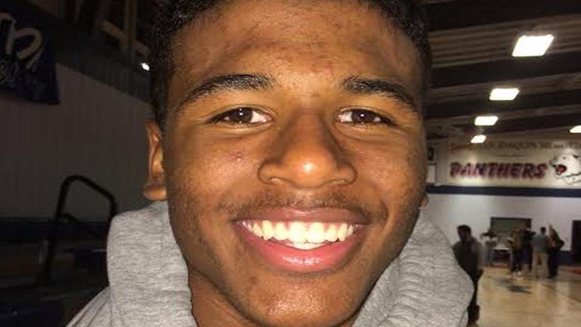 Freshman Jalen Green scored 11 of his 25 points in the final 4 minutes of the third quarter to give Memorial High hope in Saturday’s CIF Southern California Regional quarterfinal.