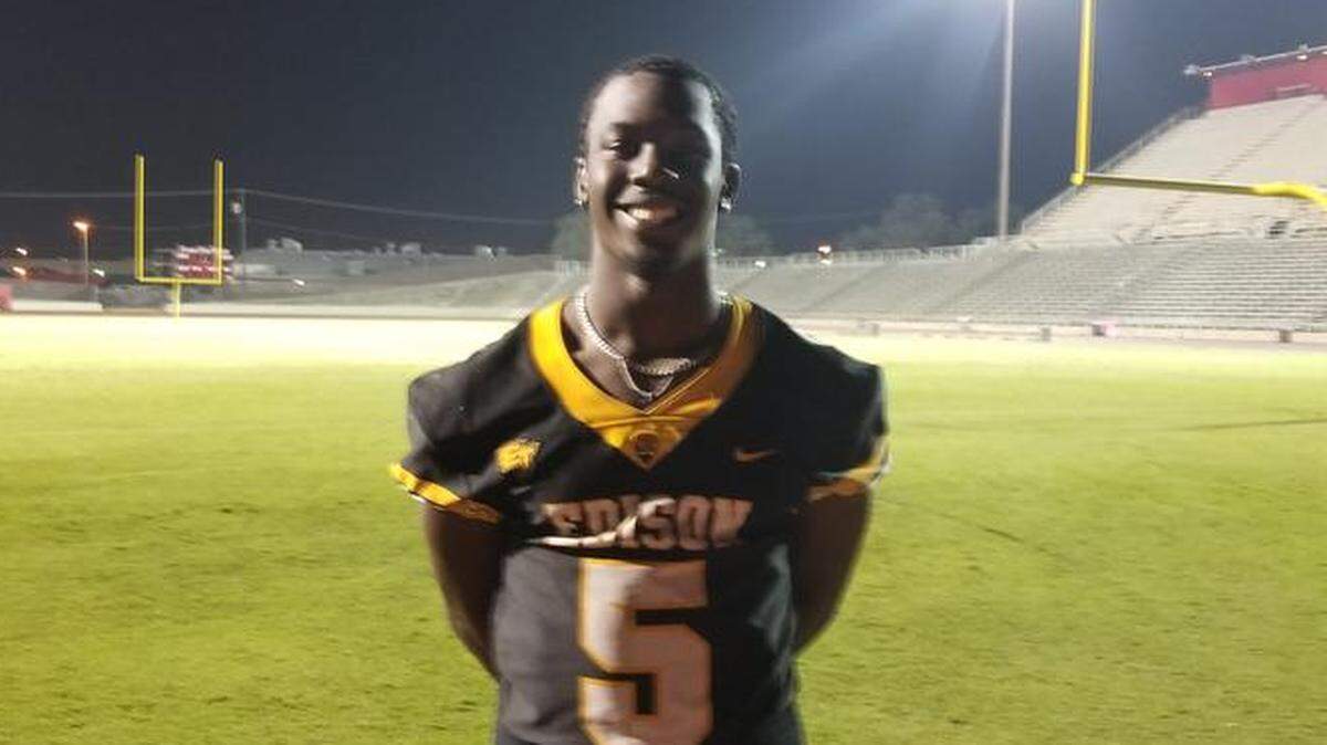 Edison High running back McKinley Lee scored three touchdowns in a 43-21 win against Sanger on Friday at Ratcliffe Stadium.