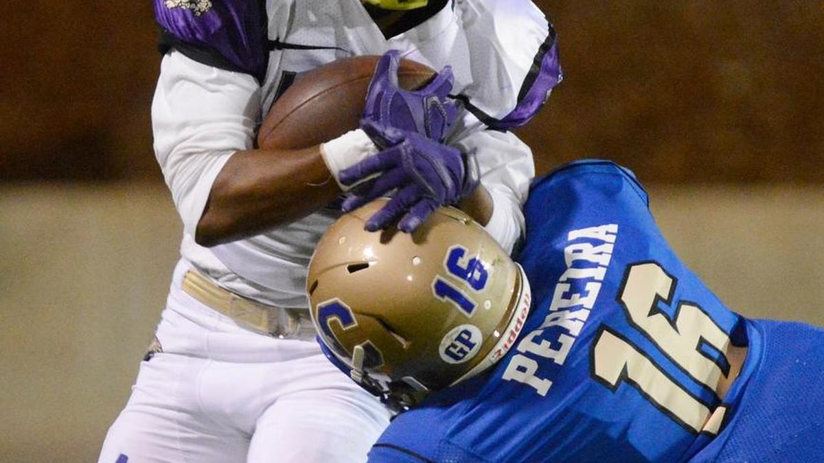 
Reggie Davis is one of five Lemoore receivers who have caught a touchdown pass of 47 yards or more this season. Davis’ long is 71 yards.
