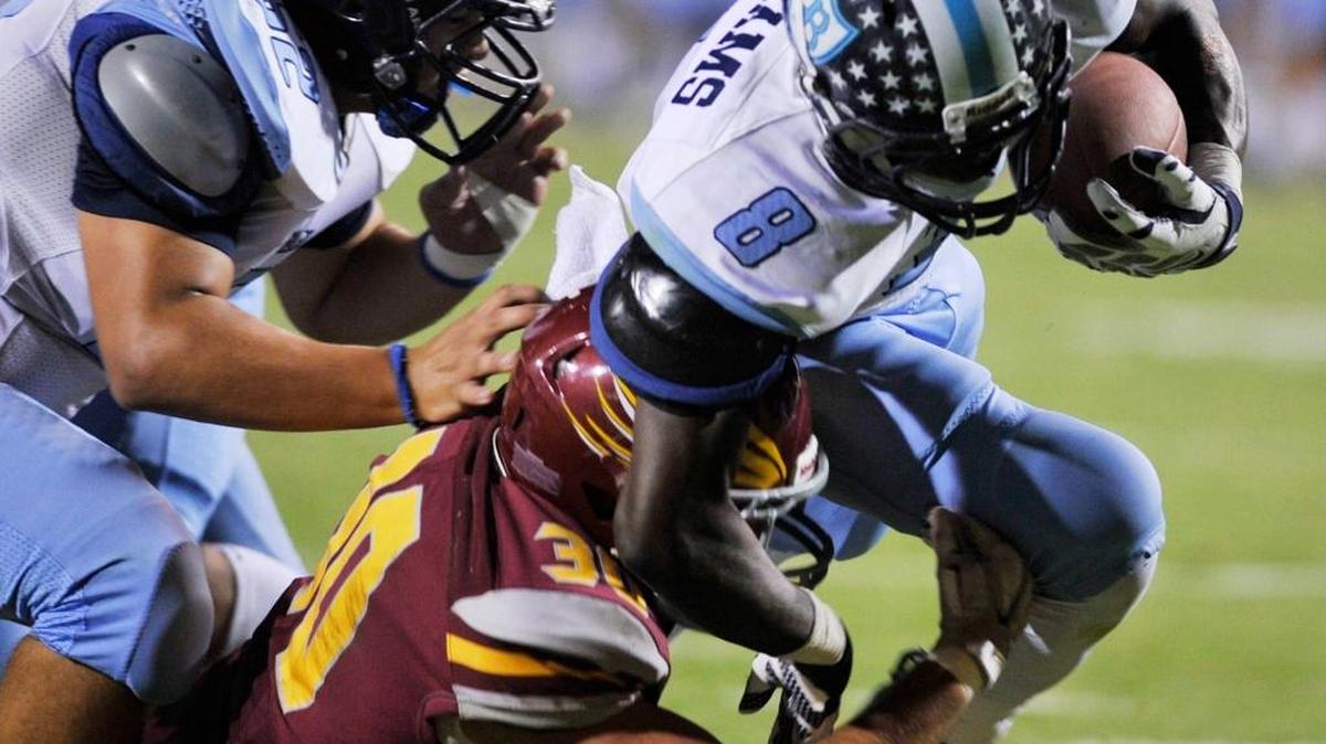 Bullard High’s Charles Williams bulls in for a third-quarter touchdown against Clovis West in a September 25, 2015, nonleague game. Williams ran 37 times for 249 yards and three TDs in a 42-23 win. Week 2 of the Central Section playoffs brings the rematch, with Williams and the third-seeded Knights hosting the No. 6 Golden Eagles on Friday at McLane Stadium.