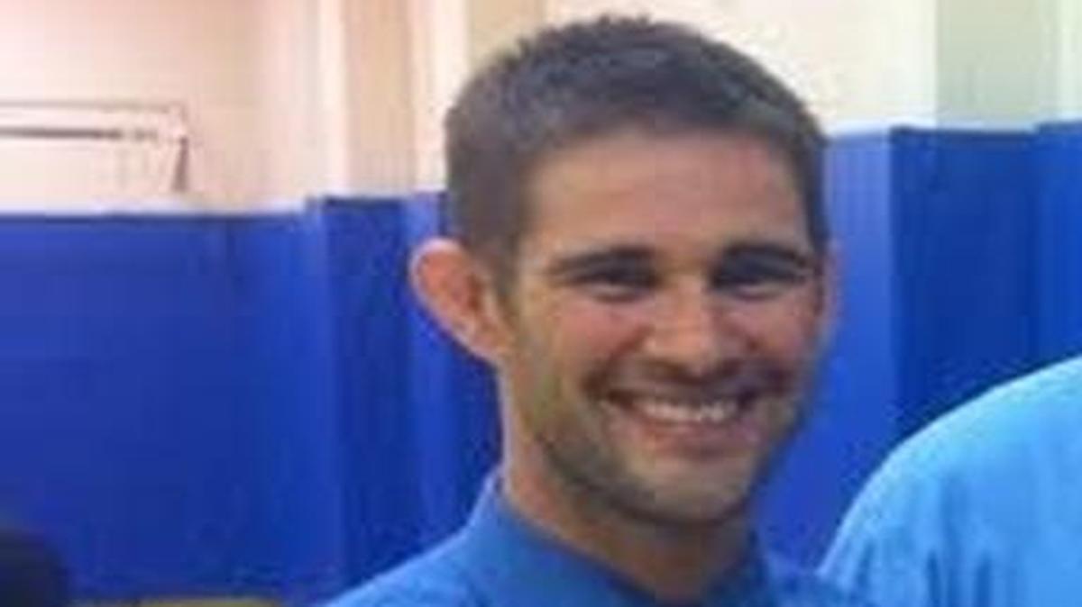 
Gabe Schaefer has been hired as associate head coach of the five-time reigning state champion Clovis High wrestling team. Schaefer build a Southern Section power at Bloomington during his nine seasons there as coach. 

