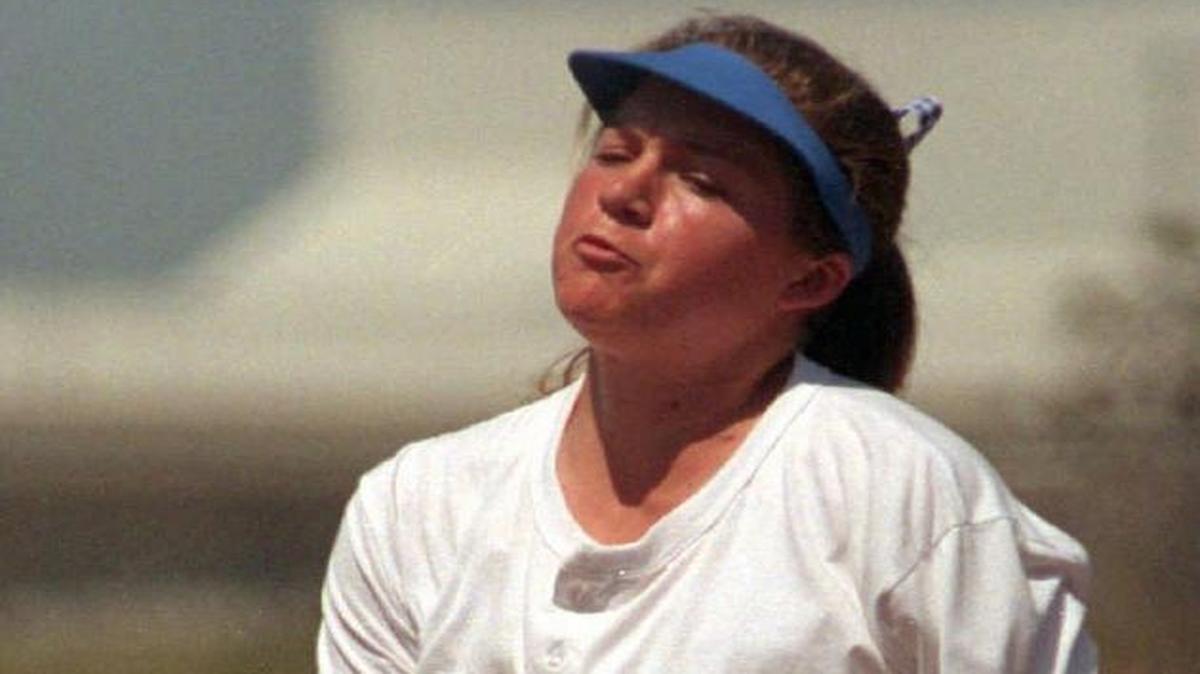 Amanda Scott, shown in 1995 while pitching a nine-inning three-hitter with 19 strikeouts in Clovis High’s Central Section-winning 1-0 decision over Golden West, will be among seven individuals and two teams inducted into Clovis Unified’s inaugural Hall of Fame on Saturday, Nov. 5, 2016.
