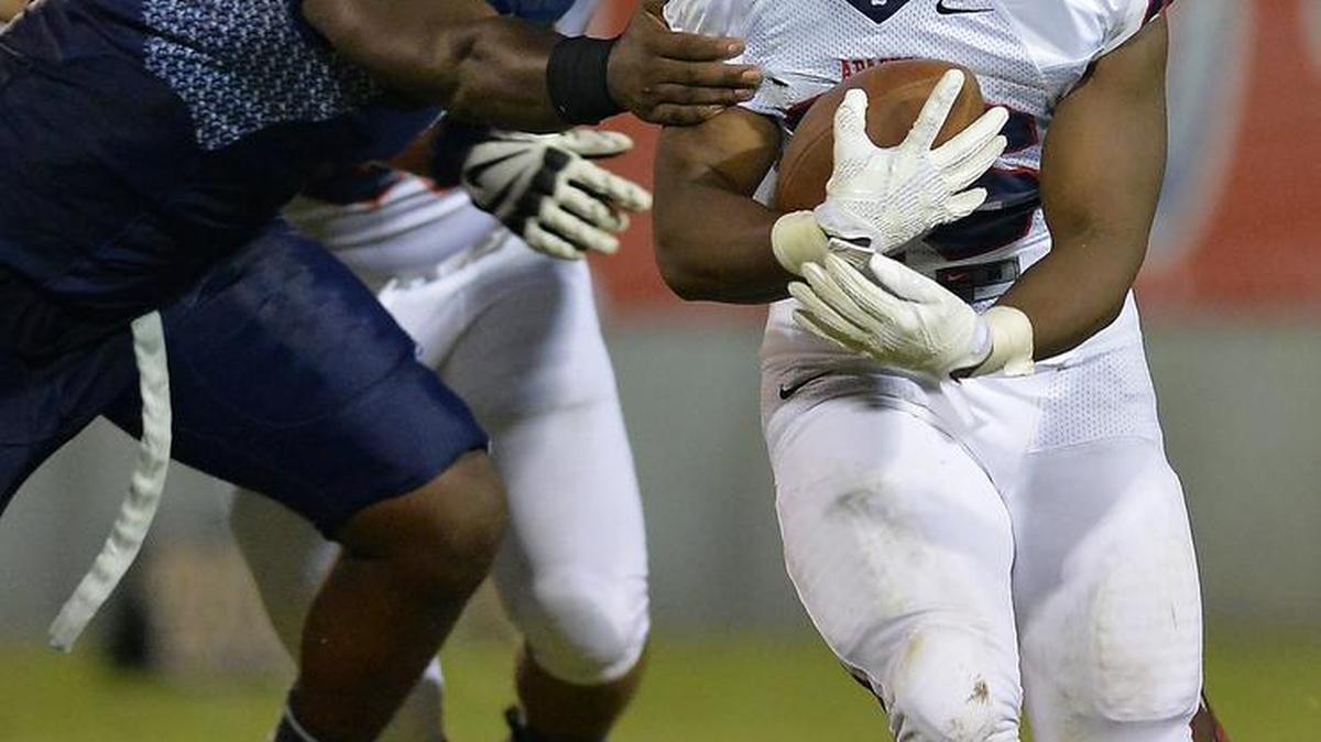 Sanger and Isaiah Hilliard, shown carrying the ball against Clovis East in September, have vaulted to No. 5 in The Bee’s Central Section football rankings.