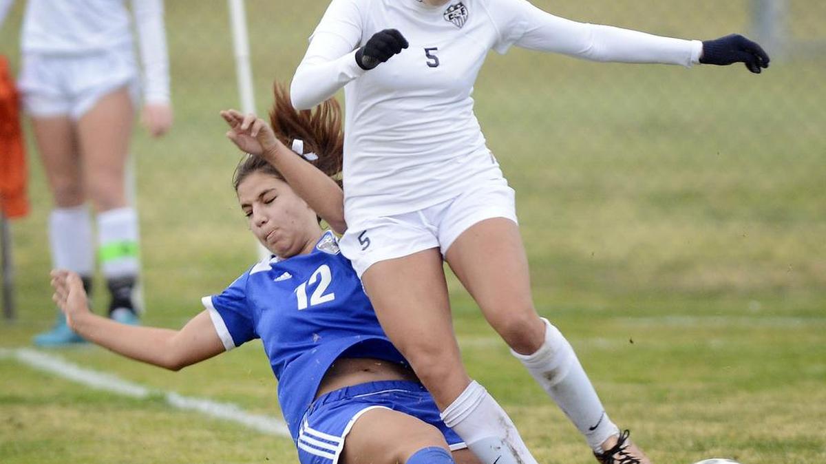 Denissia Vega, right, and The Bee’s Central Section top-ranked Clovis East host defending Division I champion and second-ranked Buchanan at 3 p.m. Tuesday in Tri-River Athletic Conference match.