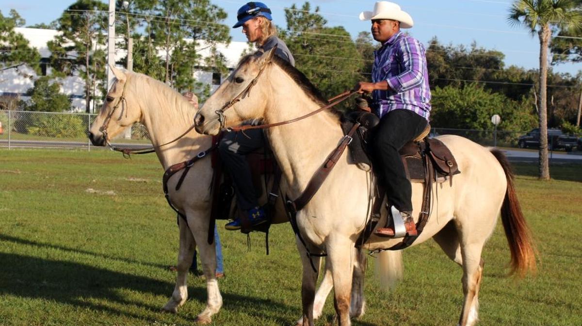 New York Mets’ Yoenis Cespedes, right, and Noah Syndergaard ride horses at the team’s spring training baseball facility, Tuesday, March 1, 2016, in Port St. Lucia, Fla.