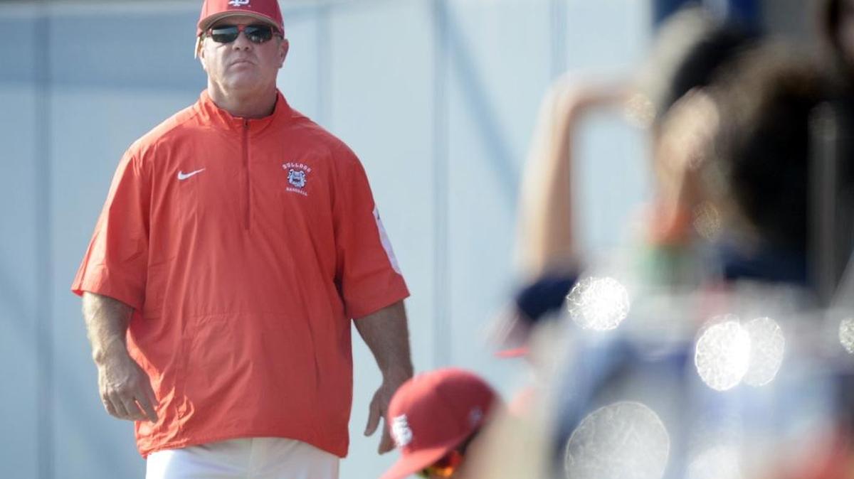 Fresno State coach Mike Batesole is pleased with his team’s series victory over San Diego State on May 6-7-8, pushing the Bulldogs back atop the Mountain West baseball standings. “That was a terrific weekend,” Batesole said. “We played phenomenal defense. Our bullpen was terrific again.”