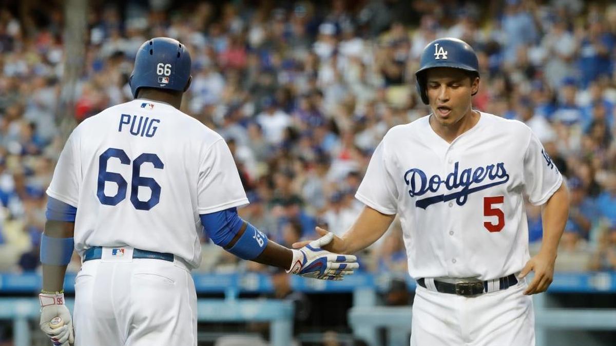 Corey Seager, Yasiel Puig and the Dodgers are hanging tough in the National League West race.