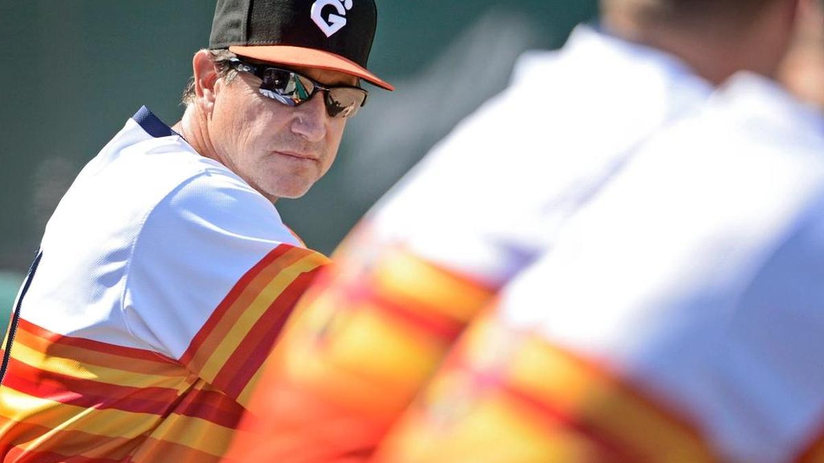 Manager Tony DeFrancesco is set to return for a second season in Fresno after leading the Grizzlies to a Triple-A national championship in his first year.