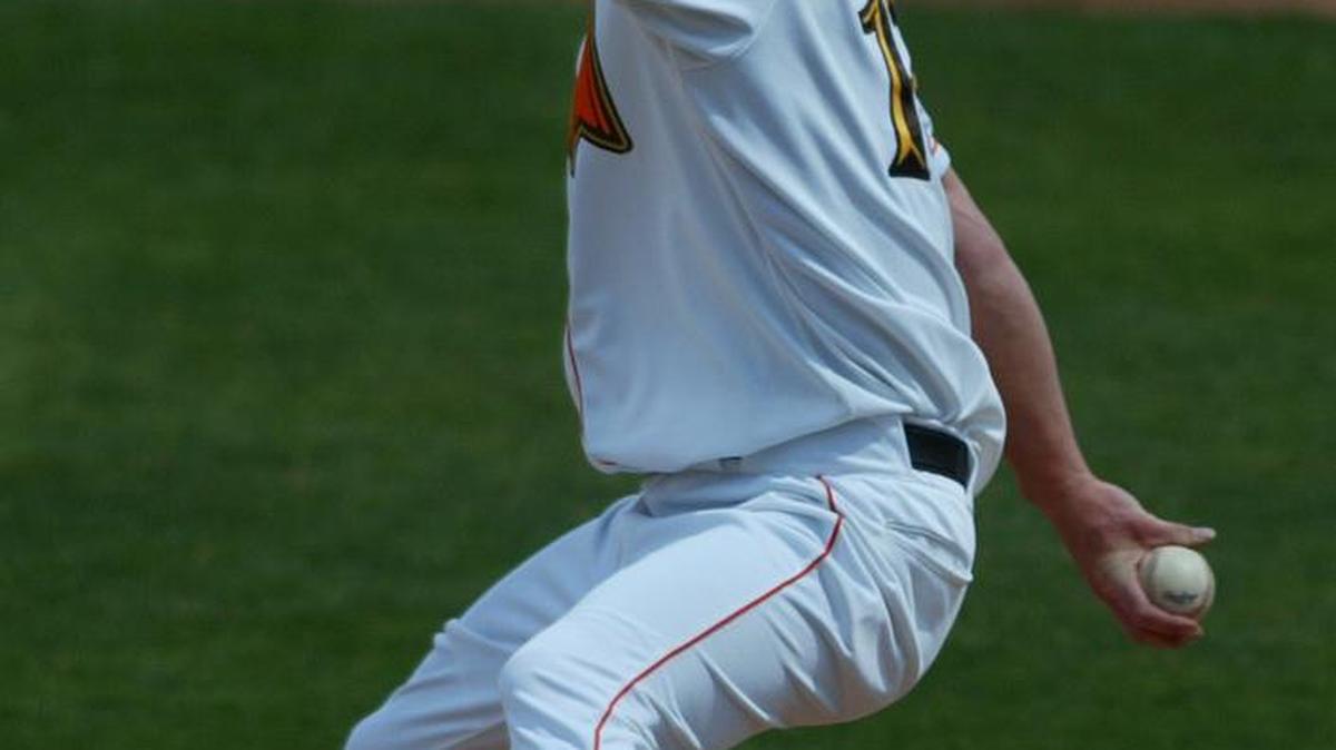 In his last start as a Fresno Grizzly, Tim Lincecum pitches struck out 14 Colorado Springs batters on April 29, 2007.
