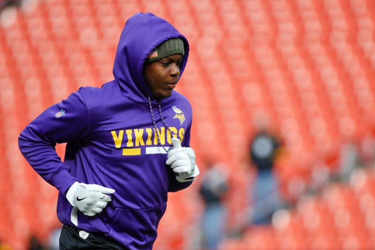 Minnesota Vikings quarterback Teddy Bridgewater warms up before last week’s game at Washington. Bridgewater was active for the first time since suffering a devastating knee injury in August 2016, but did not play.