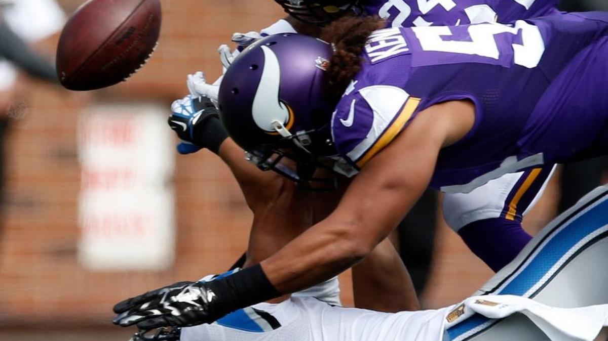 
Detroit wide receiver Lance Moore fumbles after being hit by Minnesota cornerback Captain Munnerlyn and rookie linebacker Eric Kendricks in the second half Sept. 20, 2015. Kendricks, the former Hoover High and UCLA standout, finished with five tackles in his second career NFL game.
