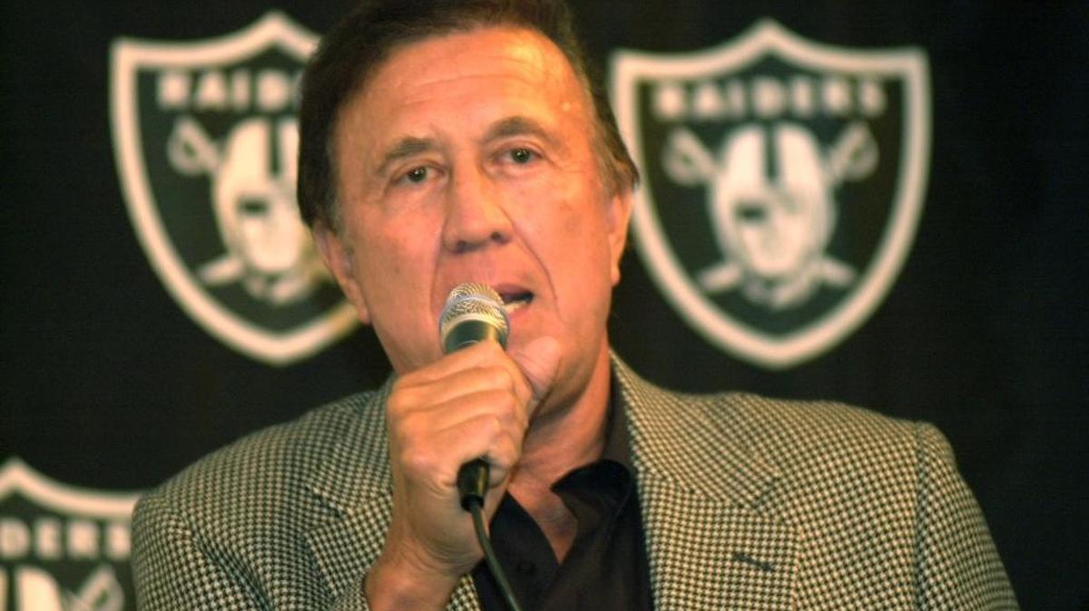 Tom Flores helped lead the Oakland/Los Angeles Raiders to three Super Bowl titles, two as head coach and one as an assistant.
