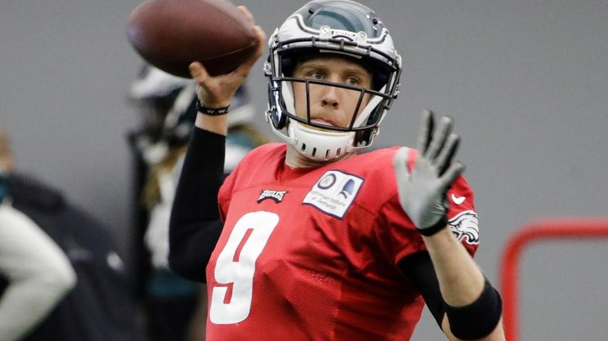 Philadelphia Eagles quarterback Nick Foles throws a pass during practice at the team’s NFL football training facility in Philadelphia, Thursday, Jan. 25, 2018. The Eagles face the New England Patriots in Super Bowl 52 on Sunday, Feb. 4, in Minneapolis, and David Carr think the Eagles’ offense has a good matchup against the Patriots’ defense.