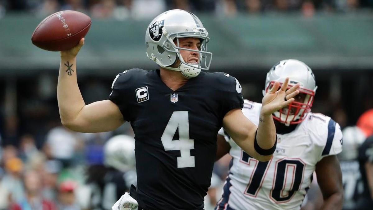 Oakland Raiders quarterback Derek Carr says Sunday’s 33-8 loss to New England in Mexico City doesn’t change anything for his team: “We are who we are, we’re not going to turn on each other, we’re not going to turn on anything about what we do.”