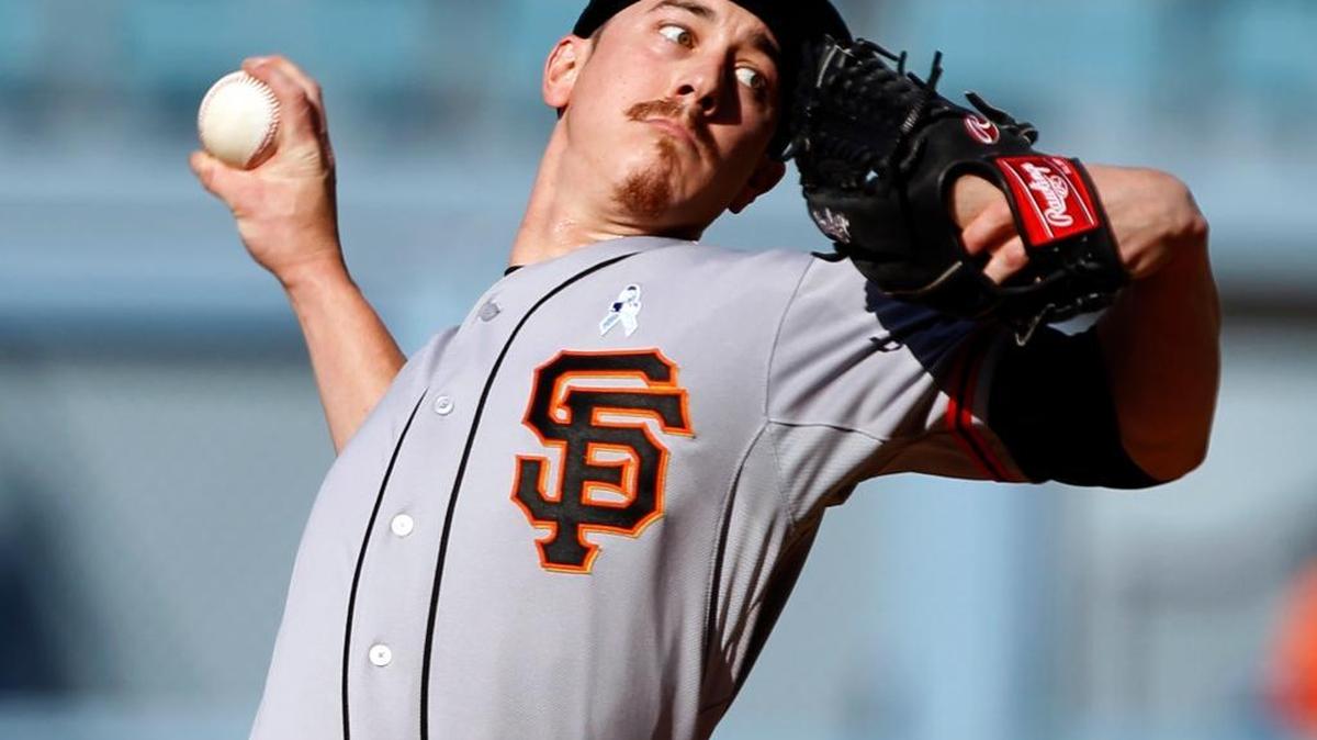 Giants starting pitcher Tim Lincecum throws against the host Los Angeles Dodgers on June 21, 2015.