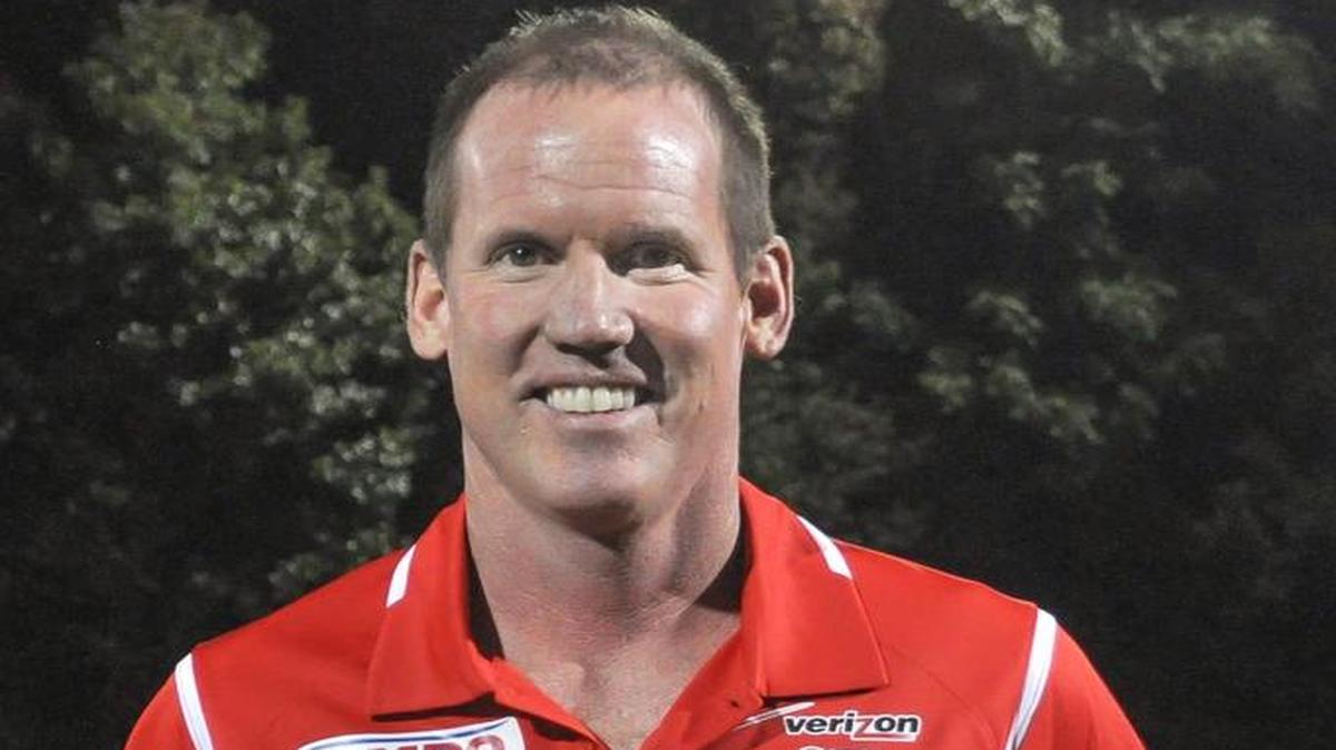 Sean Lanigan was hired in December 2015 as the third coach of the Fresno Fuego, replacing Scott Alcorn who stepped down after nine years. Now, just two games into his tenure, Lanigan has resigned.