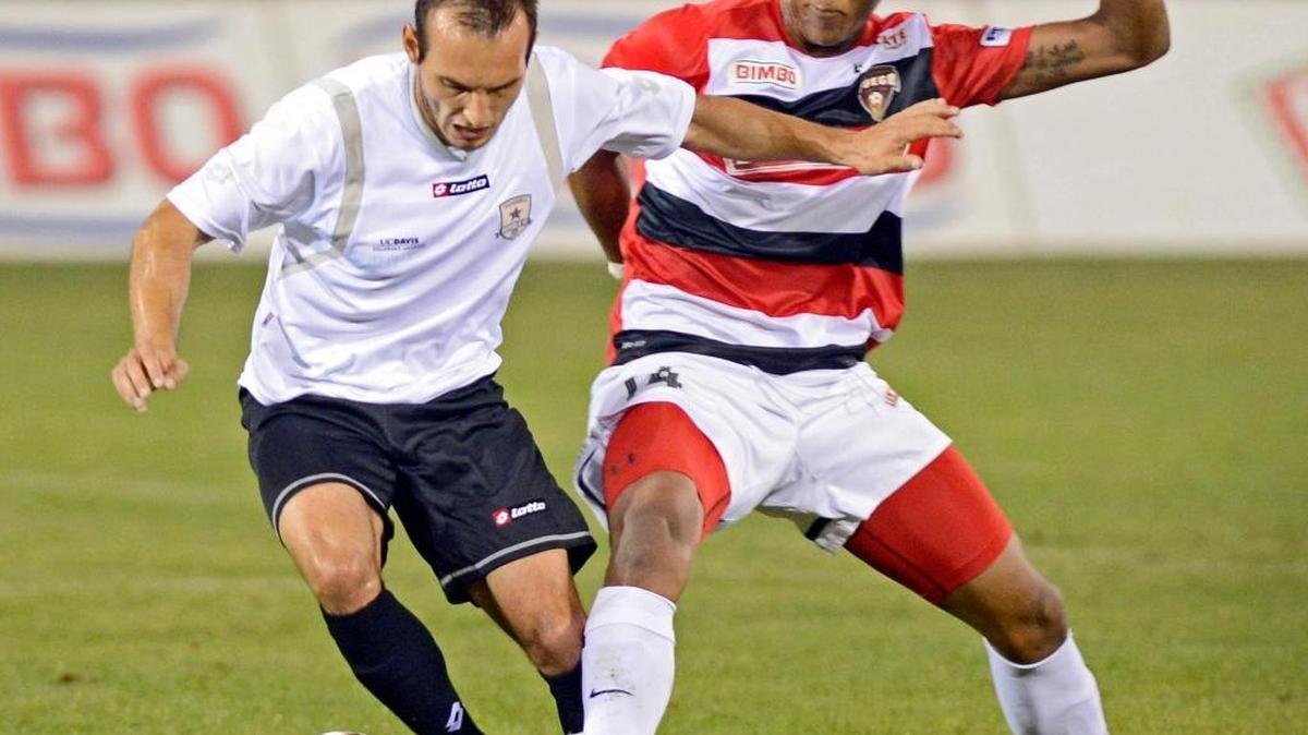 Fresno’s Christian Chaney, right, and Sacramento’s Ivan Mirkovic battle for possession during the first annual Highway 99 Derby at Chukchansi Park on Feb. 7, 2015. The two teams played to a 2-2 draw. The derby returns to Fresno for its third year on Saturday, Feb. 18, 2017.