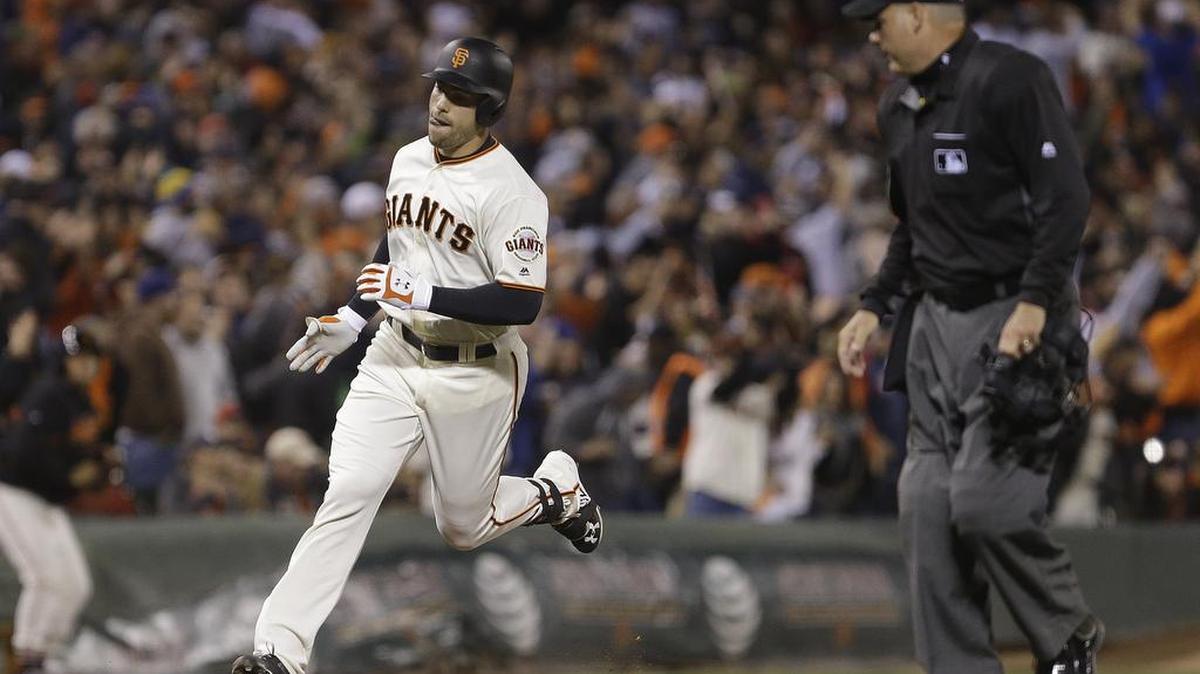 The Giants’ Mac Williamson, runs the bases after hitting a home run against the Boston Red Sox during the eighth inning of an interleague baseball game Wednesday, June 8, 2016, in San Francisco. The Giants won 2-1.