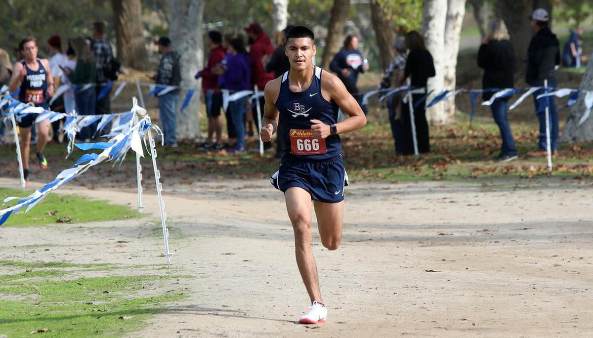 East Bakersfield High senior Nathanael Rodríguez placed second in the CIF Central Section boys Div. 4 boys division in 16:20.05.