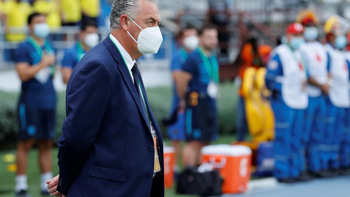 El entrenador Gustavo Alfaro de Ecuador.
