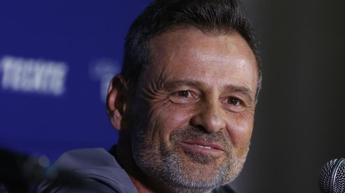El entrenador argentino del Atlas, Diego Cocca, habla el 25 de mayo, en el día de medios previo a la final de ida del torneo Clausura 2022 de la Liga MX en el estadio Jalisco, de la ciudad de Guadalajara.